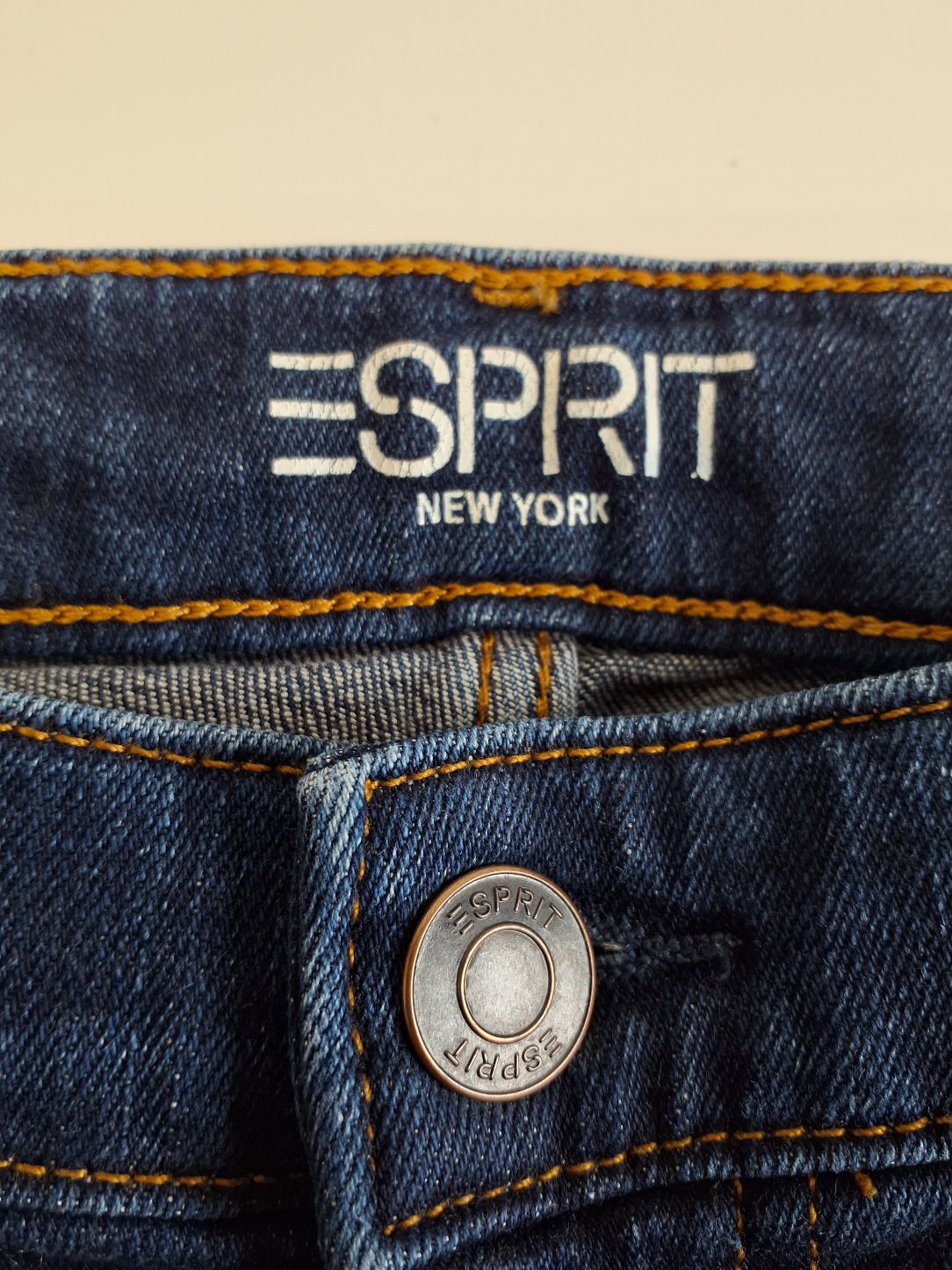 Esprit Bukser